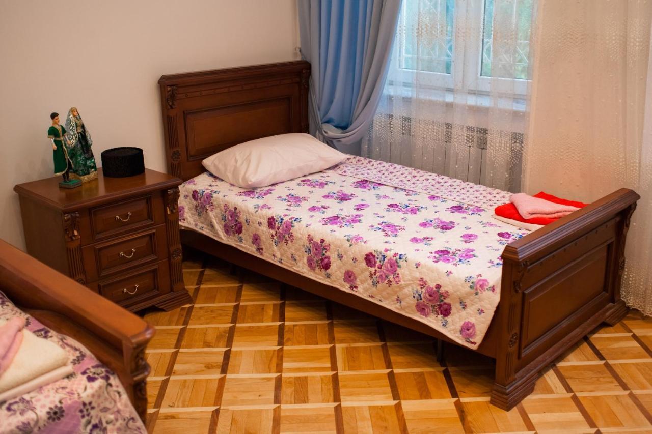 Land Of Fire Hostel Баку Екстер'єр фото